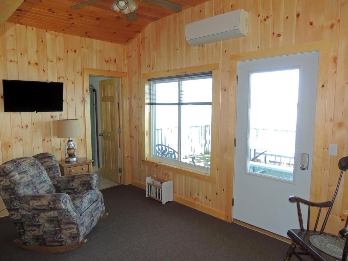 Angel Rock Waterfront Cottages Cape Vincent ภายนอก รูปภาพ